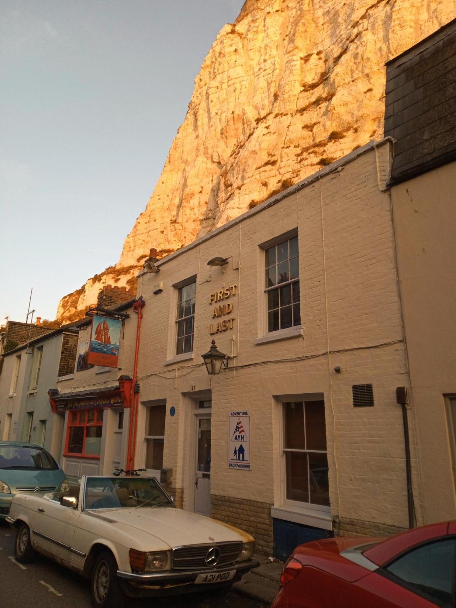First And Last Youth Hostel Dover Exterior foto